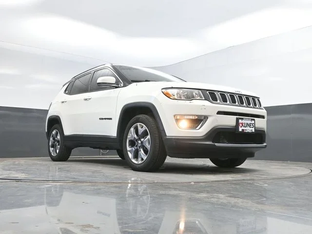SEMINUEVOS JEEP Compass a Estados en autogozo