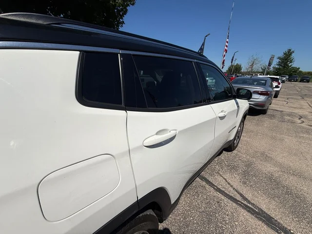 SEMINUEVOS JEEP Compass a Estados en autogozo