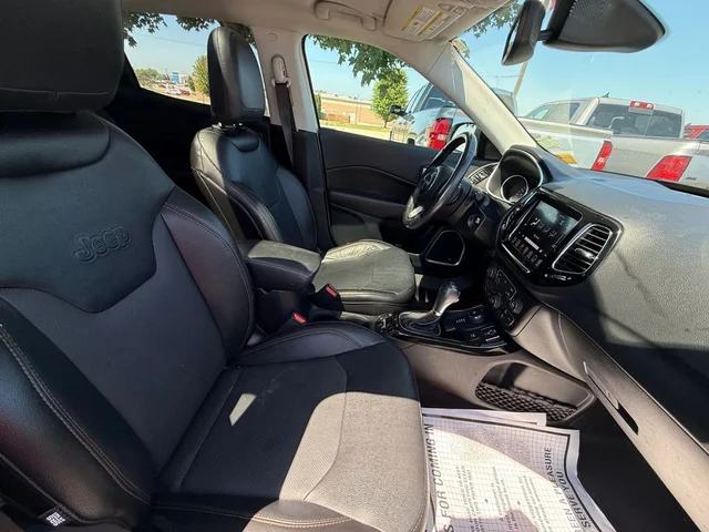 SEMINUEVOS JEEP Compass a Estados en autogozo