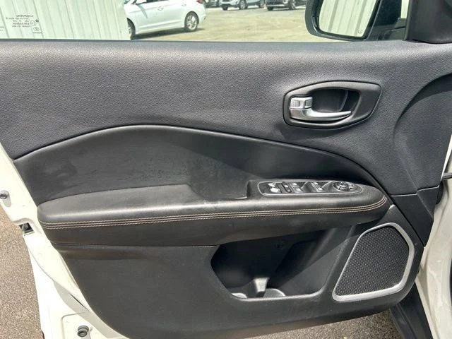 SEMINUEVOS JEEP Compass a Estados en autogozo