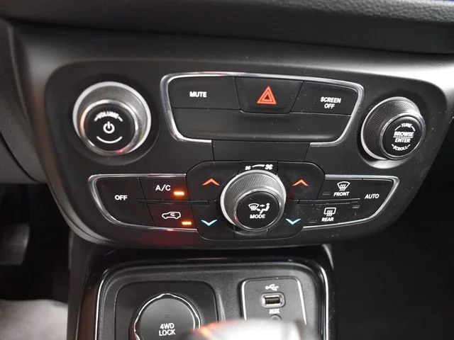 SEMINUEVOS JEEP Compass a Estados en autogozo