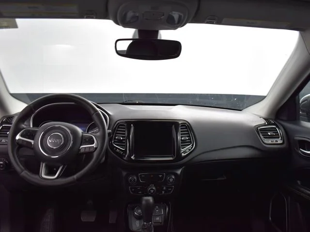 SEMINUEVOS JEEP Compass a Estados en autogozo