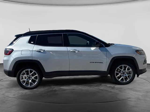 SEMINUEVOS JEEP Compass a Estados en autogozo