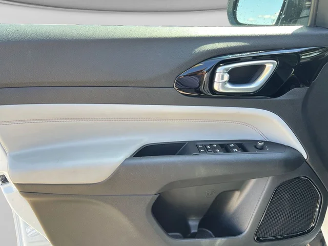 SEMINUEVOS JEEP Compass a Estados en autogozo