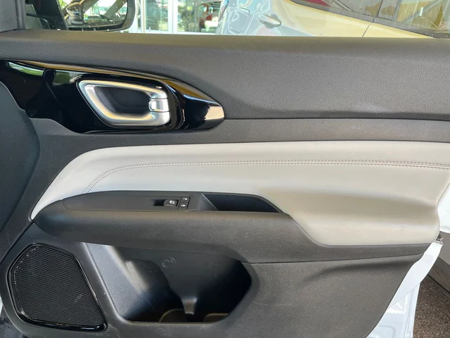 SEMINUEVOS JEEP Compass a Estados en autogozo