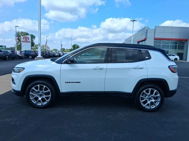 SEMINUEVOS JEEP Compass a Estados en autogozo
