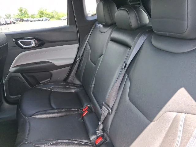 SEMINUEVOS JEEP Compass a Estados en autogozo