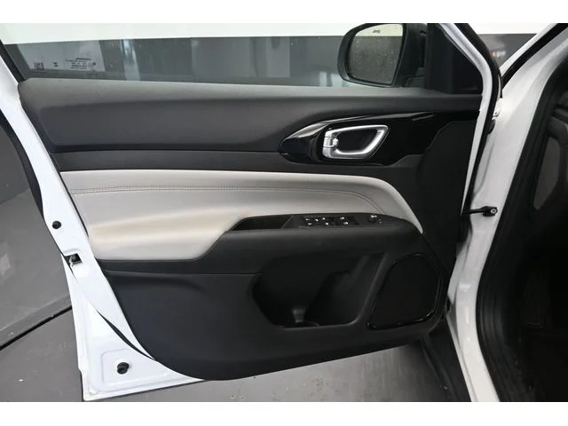 SEMINUEVOS JEEP Compass a Estados en autogozo