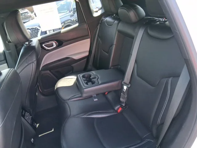 SEMINUEVOS JEEP Compass a Estados en autogozo