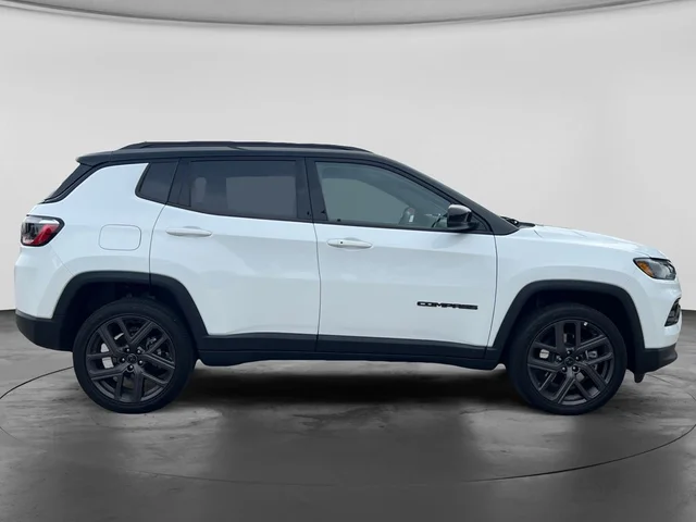 SEMINUEVOS JEEP Compass a Estados en autogozo
