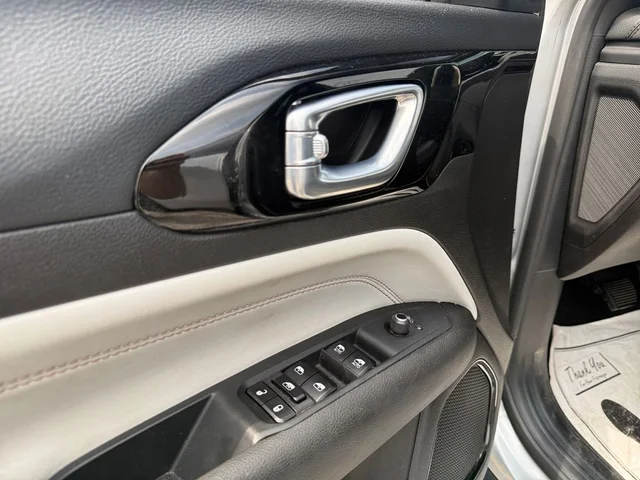 SEMINUEVOS JEEP Compass a Estados en autogozo
