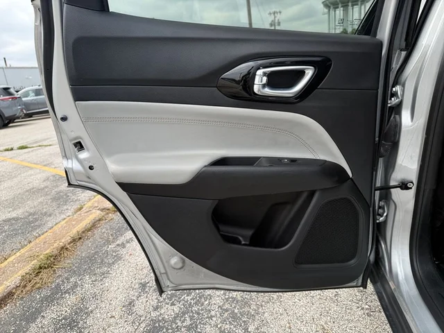 SEMINUEVOS JEEP Compass a Estados en autogozo