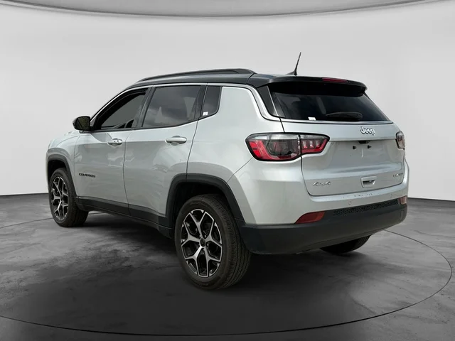 SEMINUEVOS JEEP Compass a Estados en autogozo
