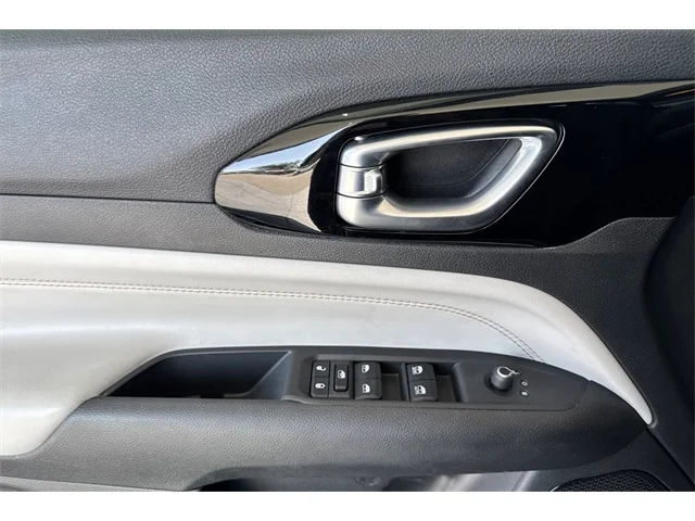 SEMINUEVOS JEEP Compass at ELK GROVE in Elk Grove Buick GMC