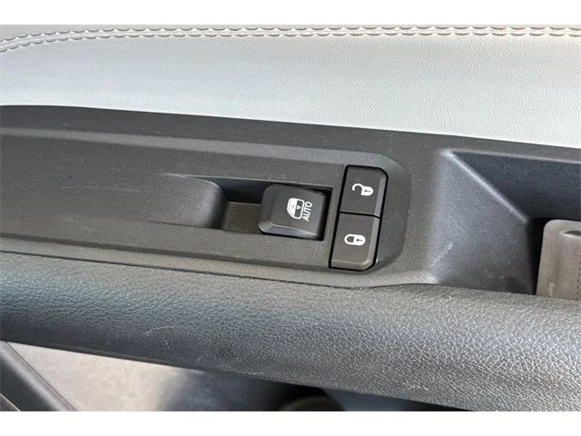 SEMINUEVOS JEEP Compass at ELK GROVE in Elk Grove Buick GMC