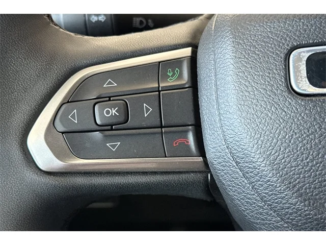 SEMINUEVOS JEEP Compass at ELK GROVE in Elk Grove Buick GMC