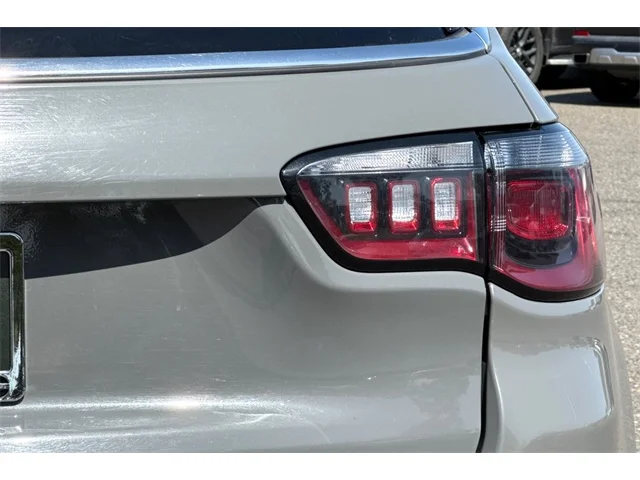 SEMINUEVOS JEEP Compass at ELK GROVE in Elk Grove Buick GMC