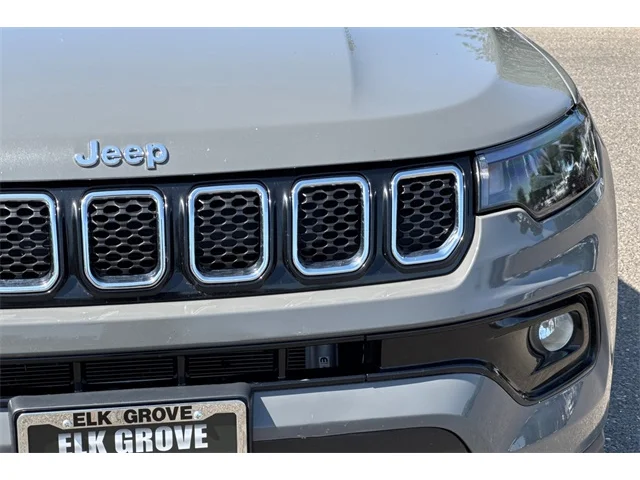 SEMINUEVOS JEEP Compass at ELK GROVE in Elk Grove Buick GMC