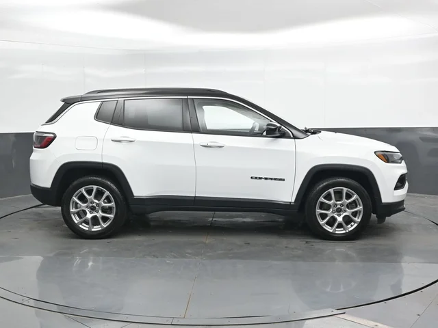 SEMINUEVOS JEEP Compass a Estados en autogozo