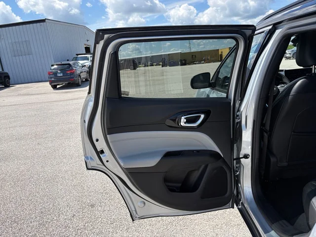 SEMINUEVOS JEEP Compass a Estados en autogozo