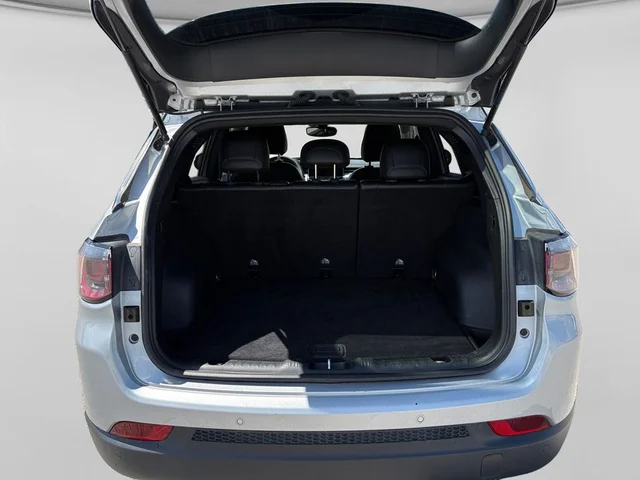 SEMINUEVOS JEEP Compass a Estados en autogozo