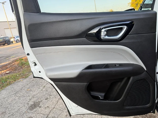 SEMINUEVOS JEEP Compass a Estados en autogozo