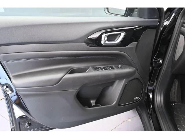 Nuevos JEEP COMPASS à Estados chez autogozo