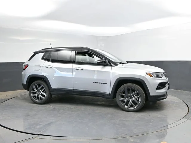 Nuevos JEEP COMPASS à Estados chez autogozo