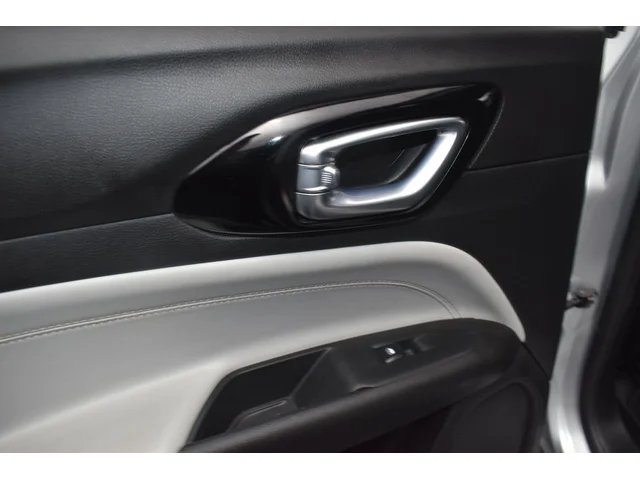 SEMINUEVOS JEEP Compass a Estados en autogozo