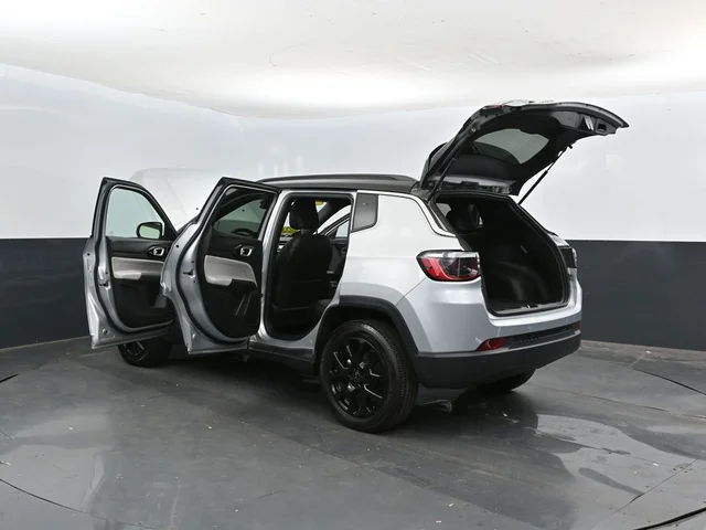 SEMINUEVOS JEEP Compass a Estados en autogozo