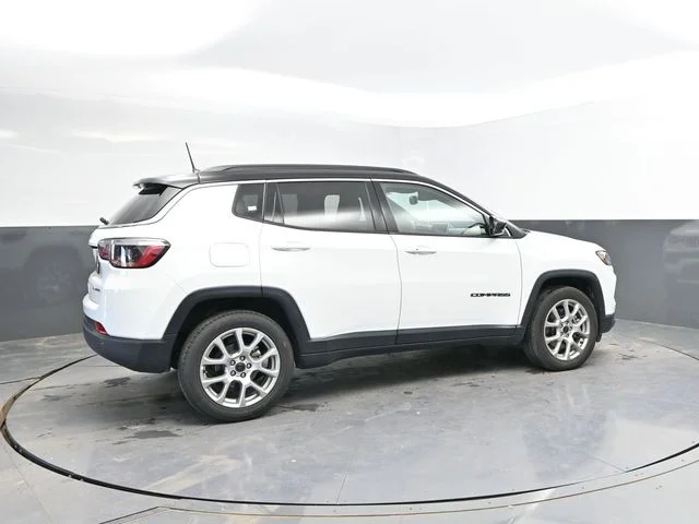 SEMINUEVOS JEEP Compass a Estados en autogozo
