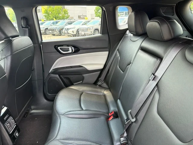 SEMINUEVOS JEEP Compass a Estados en autogozo