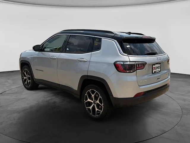 SEMINUEVOS JEEP Compass a Estados en autogozo