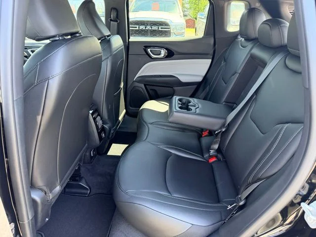 Nuevos JEEP COMPASS à Estados chez autogozo