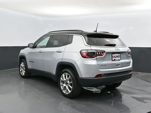 SEMINUEVOS JEEP Compass a Estados en autogozo