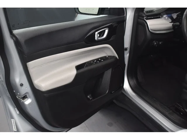 SEMINUEVOS JEEP Compass a Estados en autogozo