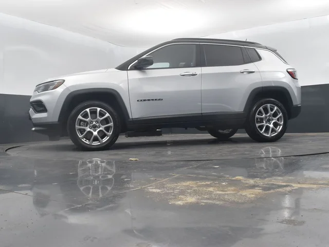 SEMINUEVOS JEEP Compass a Estados en autogozo