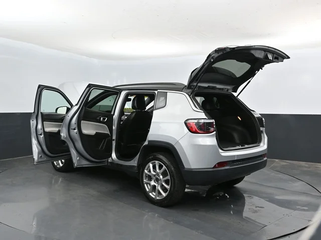 SEMINUEVOS JEEP Compass a Estados en autogozo