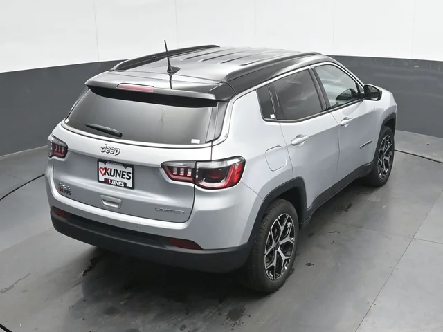 SEMINUEVOS JEEP Compass a Estados en autogozo