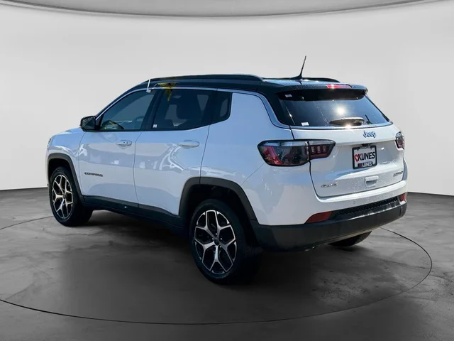 SEMINUEVOS JEEP Compass a Estados en autogozo