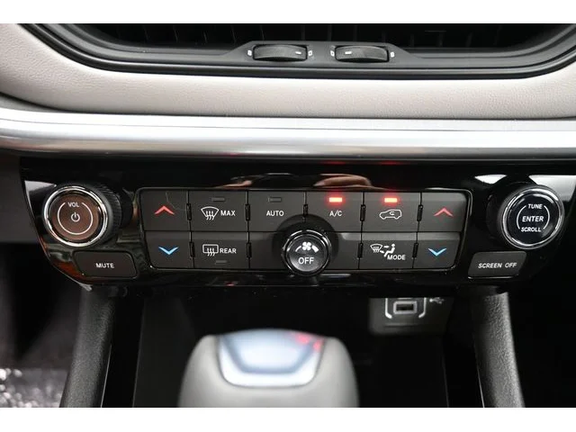 Nuevos JEEP COMPASS à Estados chez autogozo