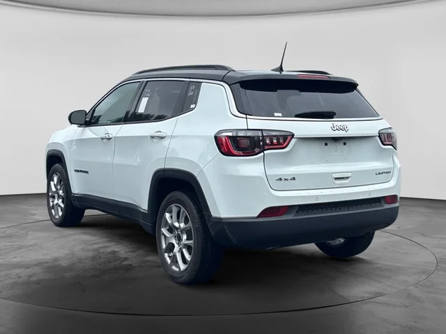 SEMINUEVOS JEEP Compass a Estados en autogozo