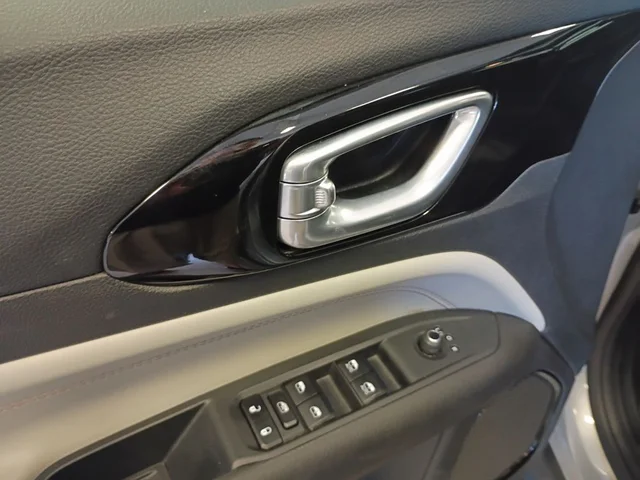 SEMINUEVOS JEEP Compass a Estados en autogozo