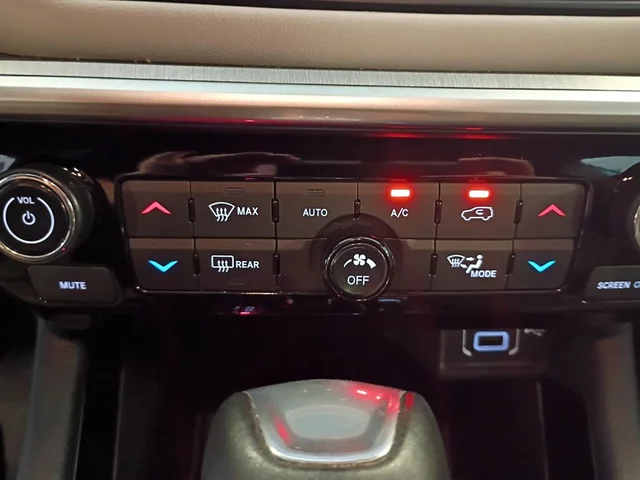SEMINUEVOS JEEP Compass a Estados en autogozo