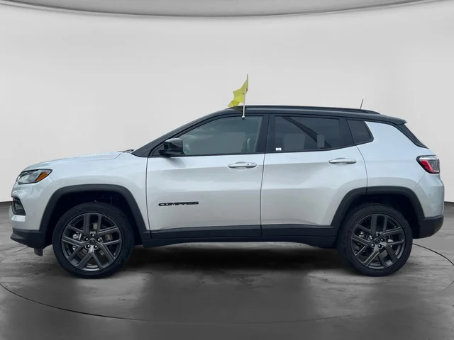 SEMINUEVOS JEEP Compass a Estados en autogozo
