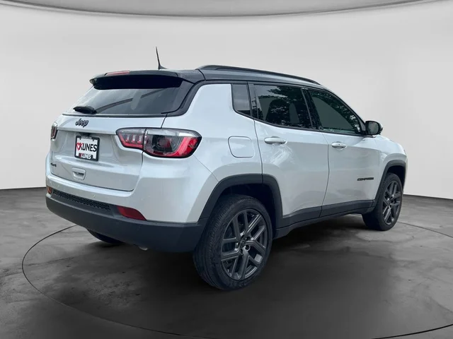 SEMINUEVOS JEEP Compass a Estados en autogozo
