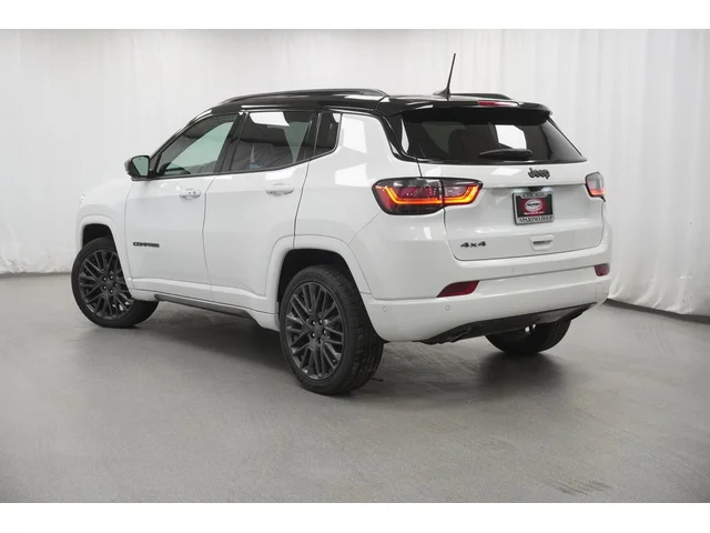 SEMINUEVOS JEEP Compass a Estados en autogozo