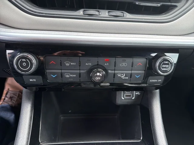 SEMINUEVOS JEEP Compass a Estados en autogozo