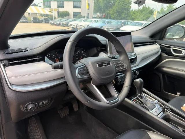 SEMINUEVOS JEEP Compass a Estados en autogozo