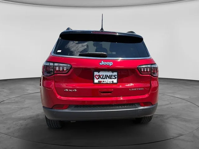 SEMINUEVOS JEEP Compass a Estados en autogozo